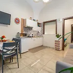 Catania Easy Center Home